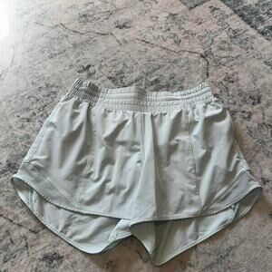 Lululemon lightmint hotty hot shorts